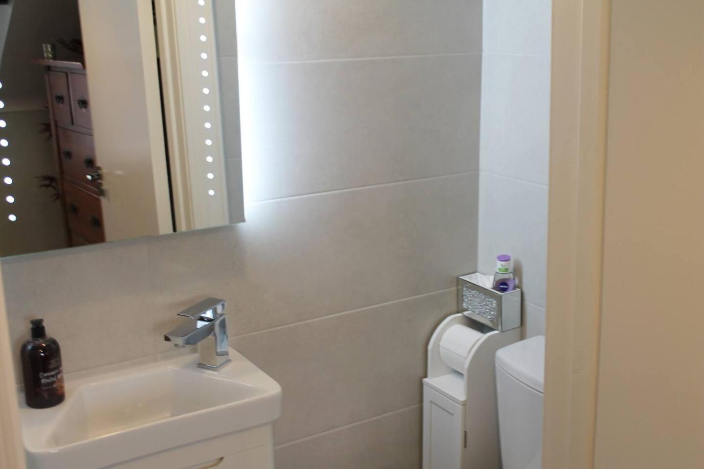4 Bed Boutique House Lisburn Road Villa Belfast Eksteriør billede